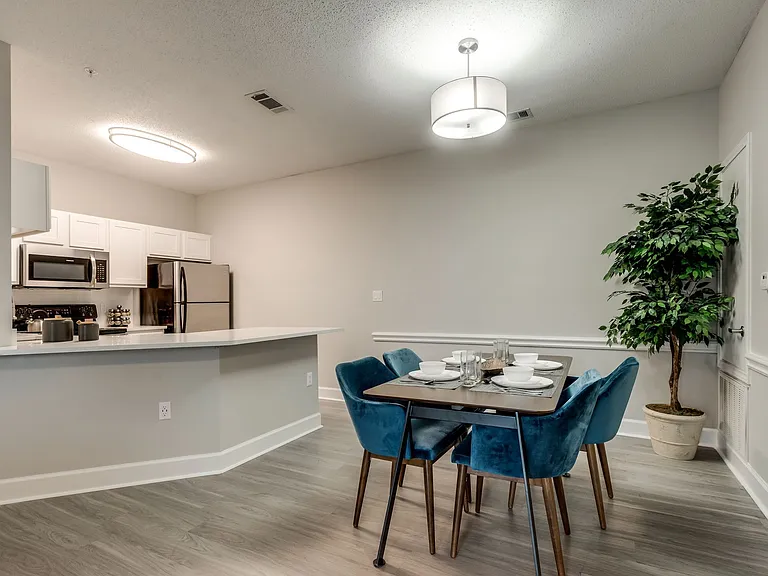 Grand Palms — Photo 1