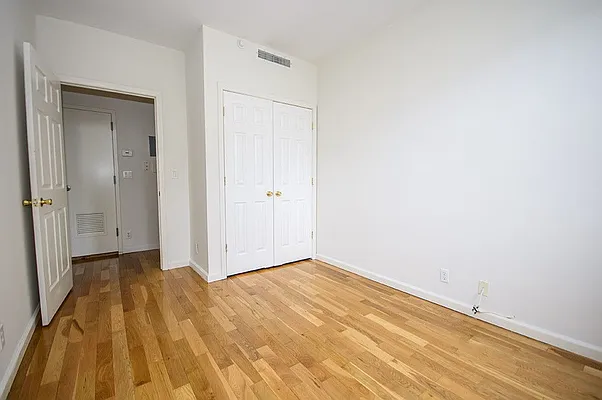 Rented by Level Group | media 29