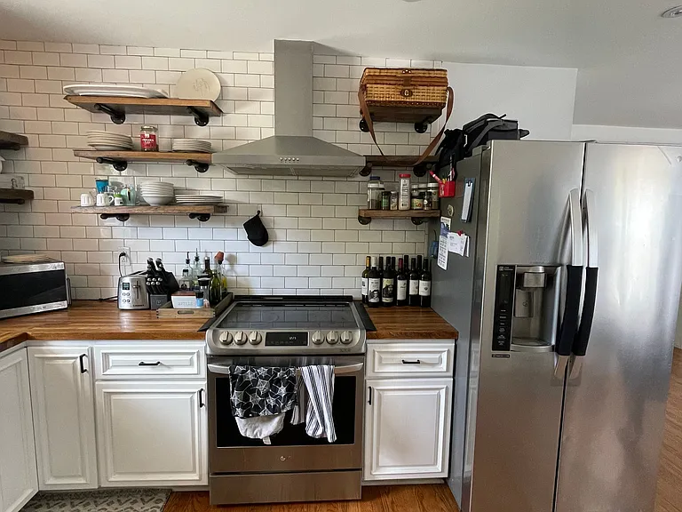 297 Channing Dr — Photo 12