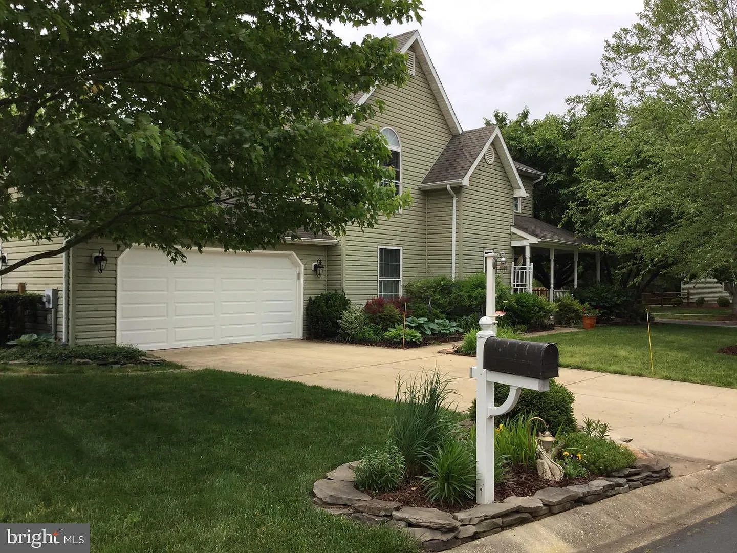 5201 Lamprey Ct photo 1