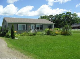 885 Eastern Ave, Augusta, ME 04330