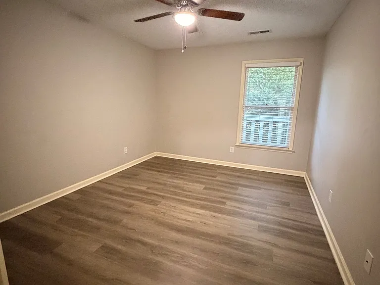 1608 Liberty Dr #1608 — Photo 7