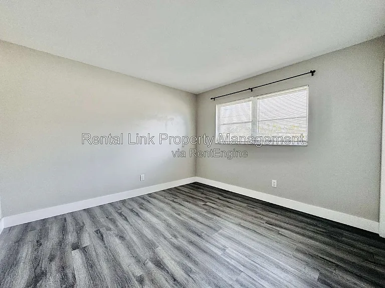 4107 SE 18th Pl #B — Photo 25