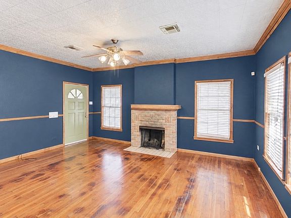 3rd image of 2828 Grim Ave