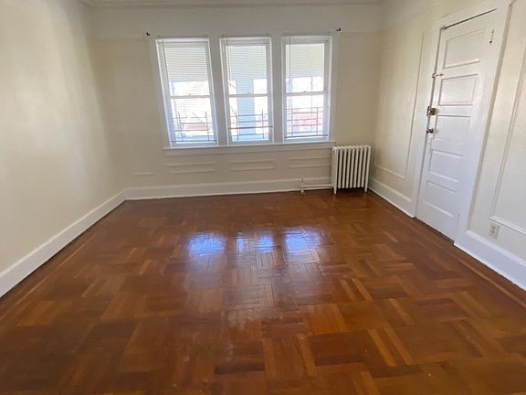 4th image of 2931 Morgan Ave