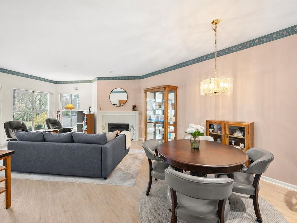 1st image of 4753 River Rd W #108