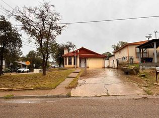 902 Okane St, Laredo, TX 78040