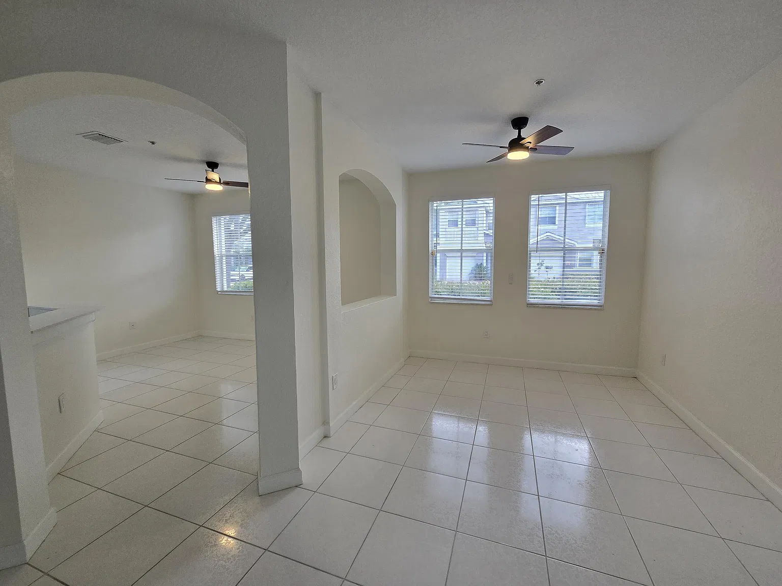 3 bed, 2.5 bath, 1604 sqft, $3,500 — Photo 4