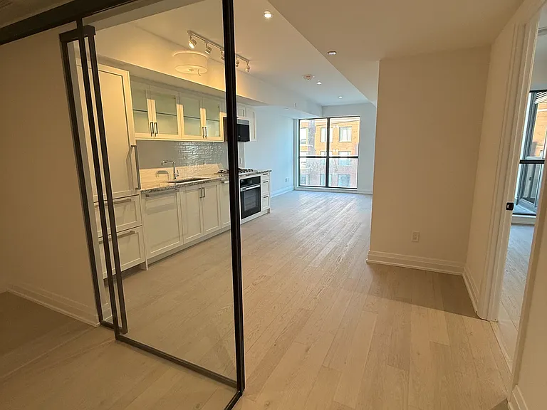 505 Glencairn Ave #308 — Photo 8