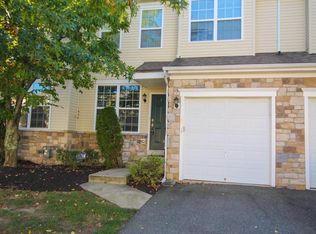 2404 Exposition Dr, Williamstown, NJ 08094