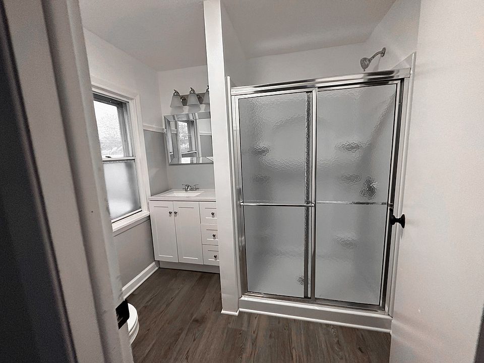 1st image of 222 W Union St
