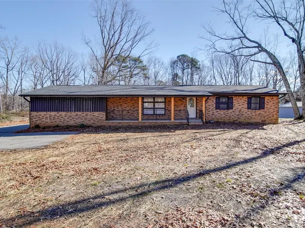 3210 Puetts Chapel Rd, Dallas, NC 28034