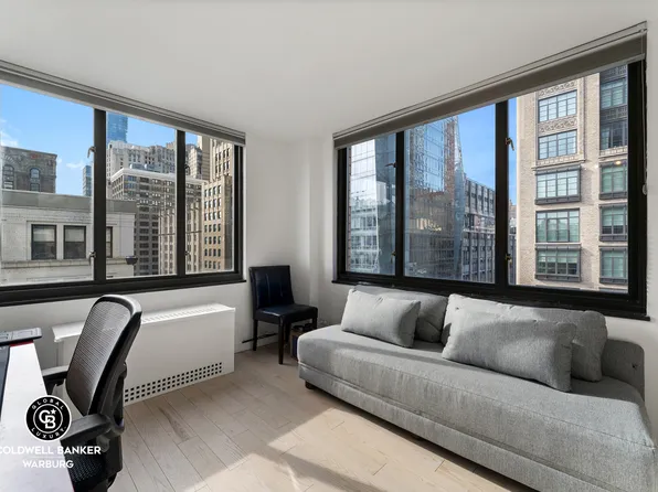 407 Park Avenue South image 2 of 10