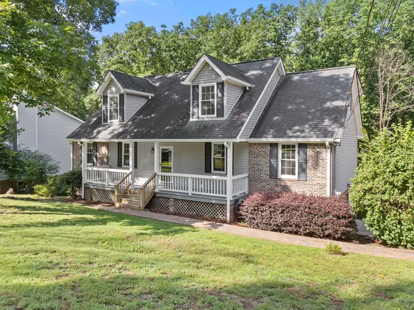 1808 Hidden Harbor Rd, Hixson, TN 37343