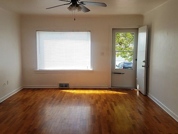 3rd image of 2305 Cascade Trl #2307