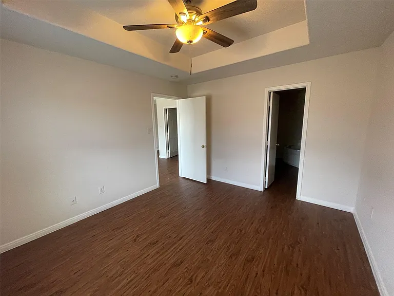 16216 Setting Sun Ct — Photo 8