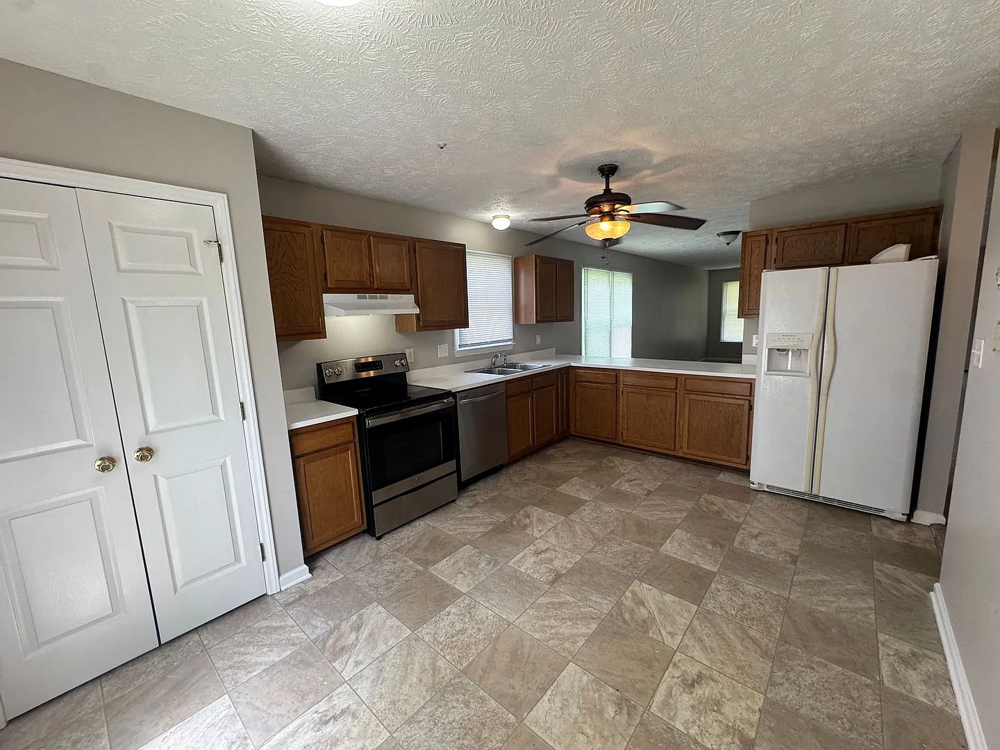 For Rent - 3 bedroom Close to Ft Bragg — Photo 4
