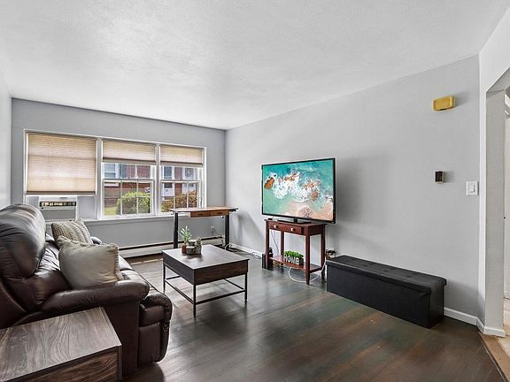 2nd image of 3119 S 122nd STREET #5
