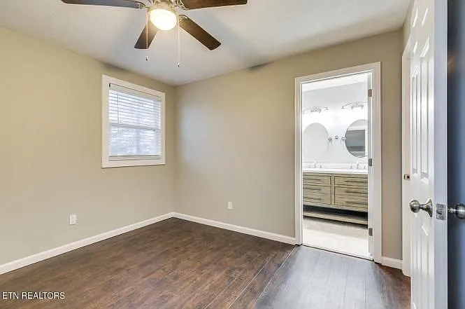 1724 Boone Cir — Photo 18