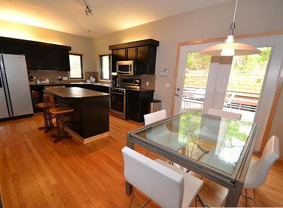 5th image of 3409 E Burnsville Parkway