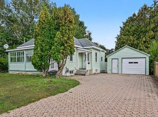617 Roy St W, Laurentian Valley, ON K8A6R9