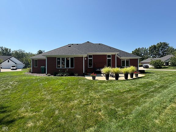 3rd image of 7812 Tamarack Pl
