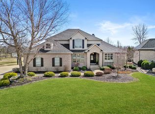 800 Alderbrook Ct, Crown Point, IN 46307