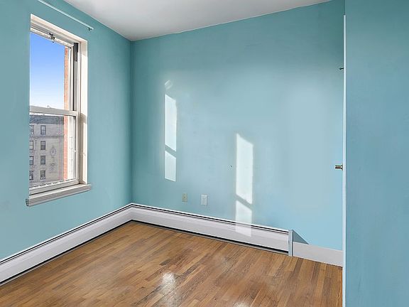 5th image of 820 Saint Nicholas Ave #61