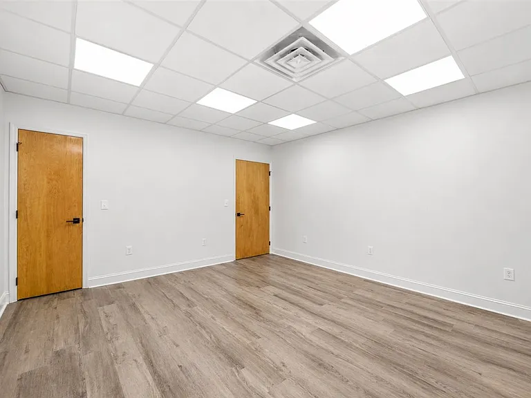 105 Church Aly #A — Photo 13