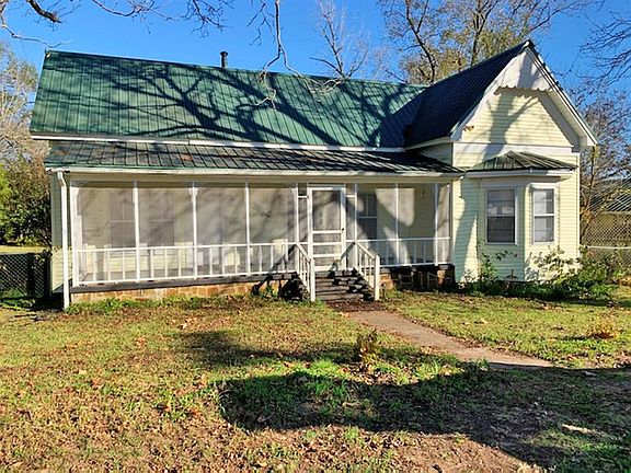 2nd image of 324 County Road 2130
