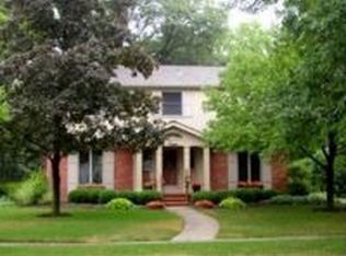 1067 Kennesaw Ave, Birmingham, MI