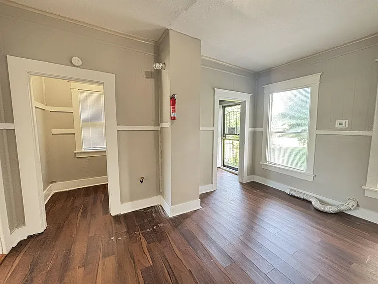 696 Decatur St — Photo 9