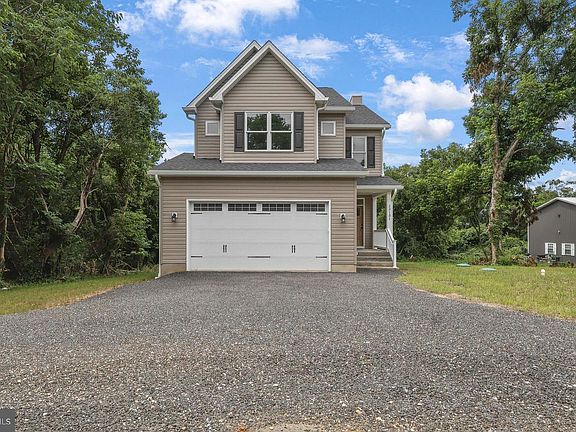 3rd image of 23131 Meadow Rd