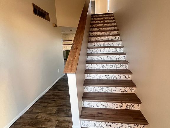 2nd image of 16785 Huntington Ln #B