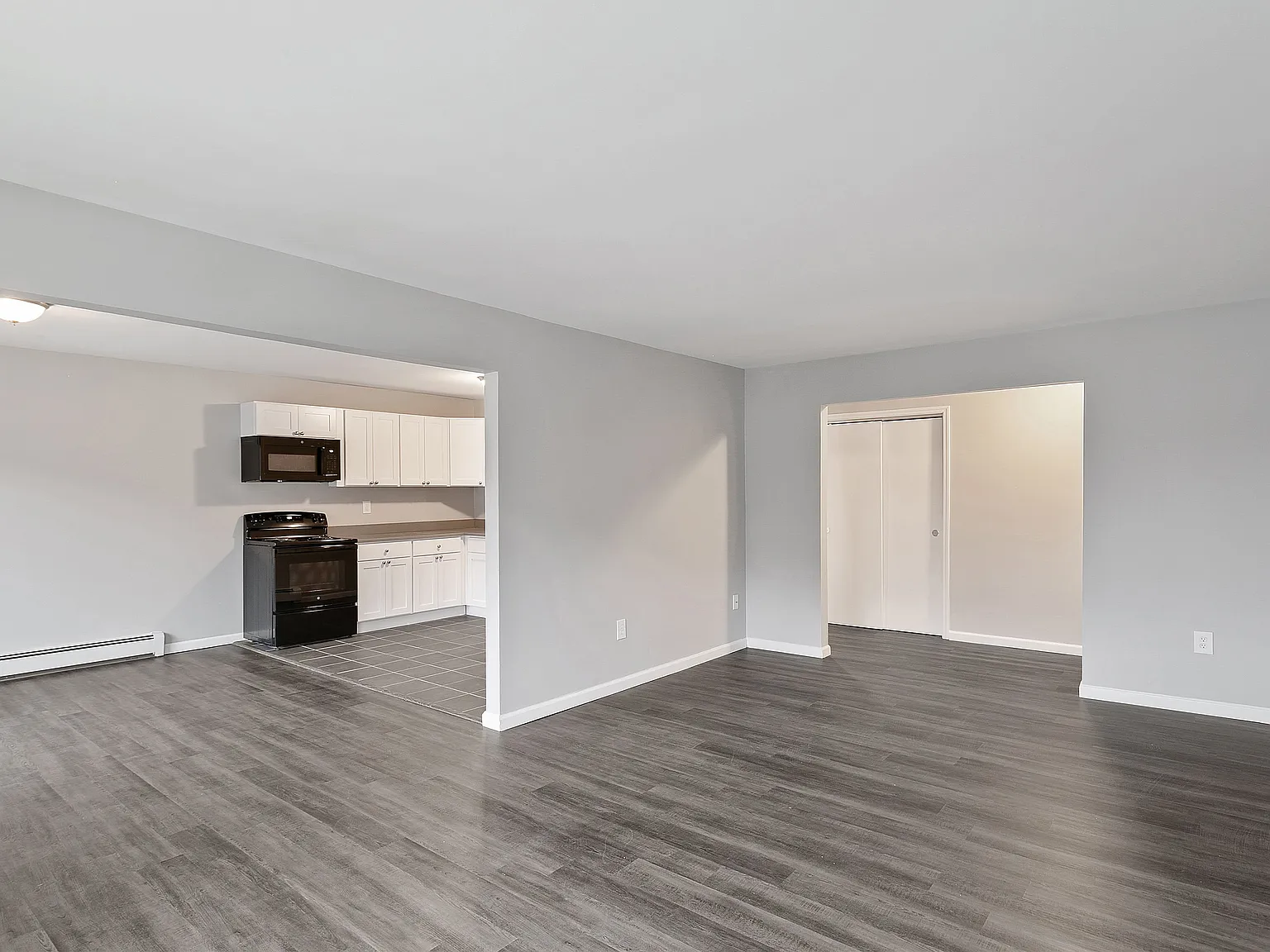 Mountainview Village — Photo 2