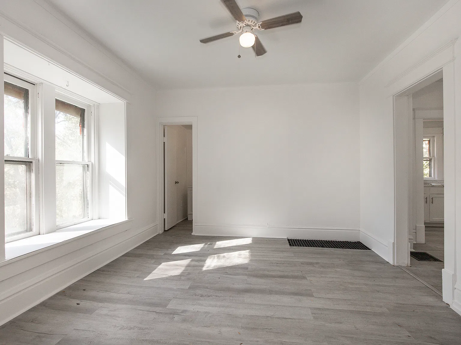 4 bed, 1505 sqft, $1,300 — Photo 4