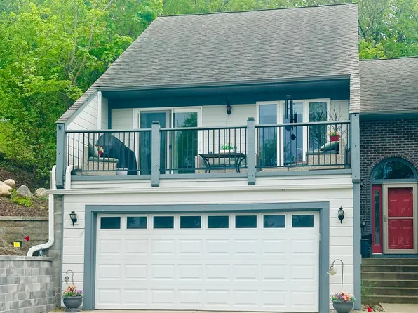 421 E Lake St, Waconia, MN 55387