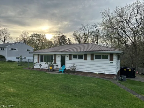 145 Meadow Rd, Wintersville, OH 43953