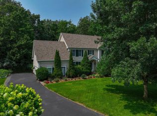 23 Sydney Dr, Essex, VT 05452