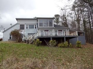 752 Cross Rd, Bean Station, TN 37708
