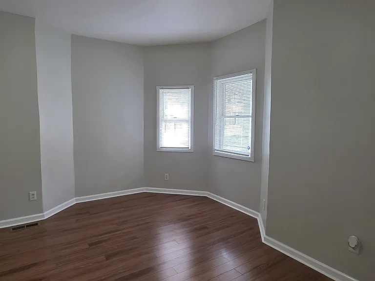 84 Sanford Ave #1 — Photo 2