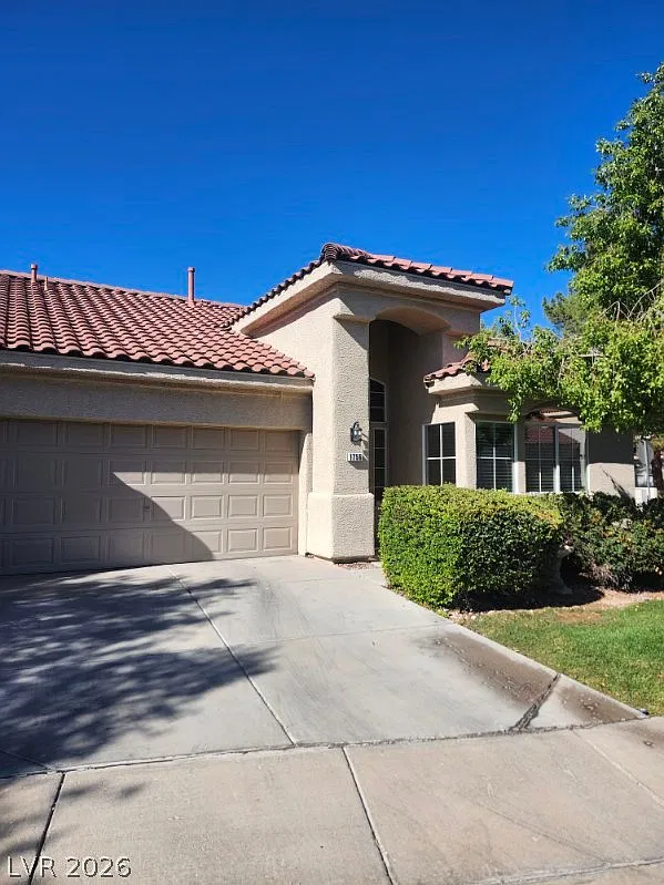 2 bed, 2.0 bath, 1489 sqft, $2,500 — Photo 1
