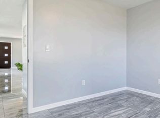 1711 Ohu St #UP, Honolulu, HI 96819