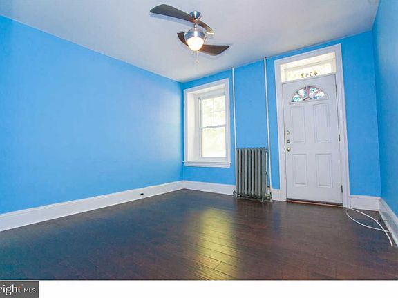 3rd image of 4552 Silverwood St