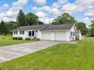 205 W 4th St, Waterford, PA 16441