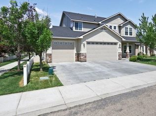 1792 W Apgar Creek Dr, Meridian, ID 83646