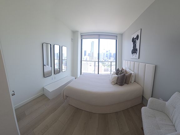 5th image of 237 N Miami Ave #S