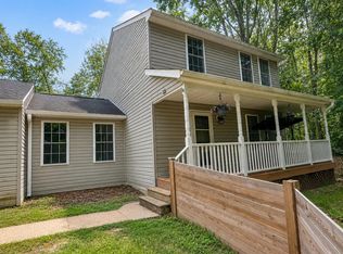 20 Raspberry Ln, Stafford, VA 22554