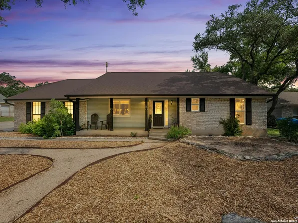8 Woodcreek Drive, Wimberley, TX 78676