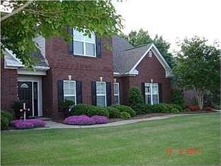 4th image of 212 Charleston Ct S